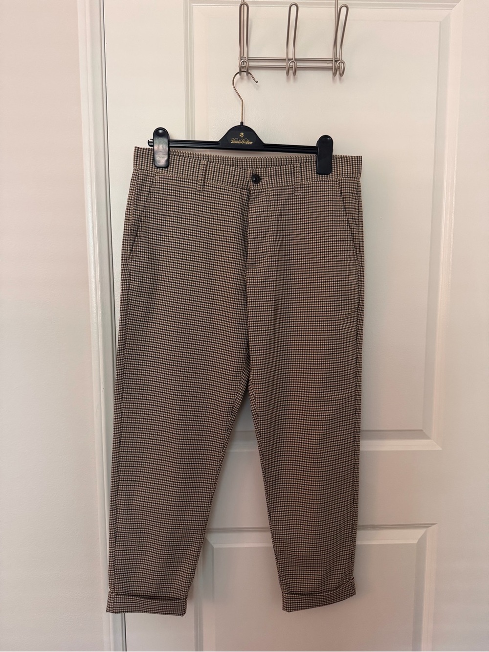 Zara Men's Houndstooth Chinos in Brown and Black